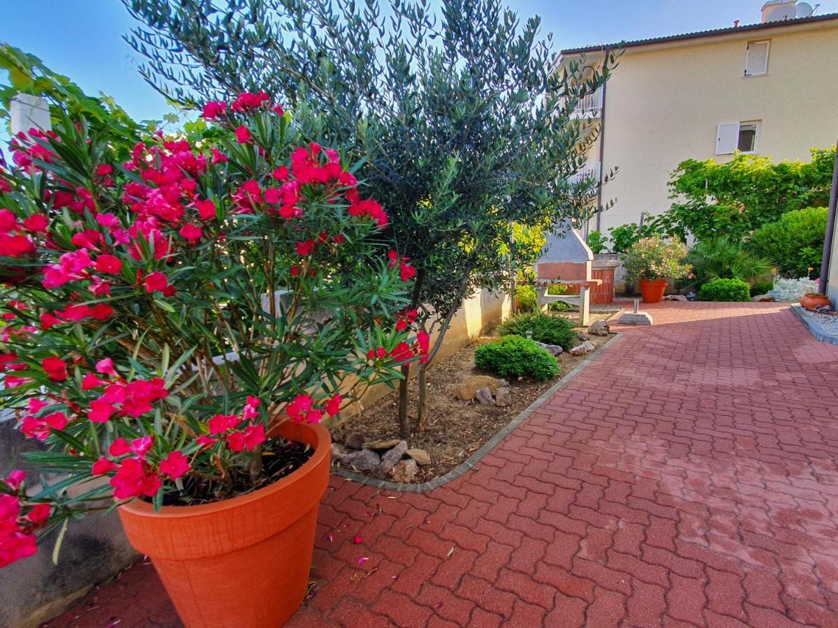 Apartments Mirica 2 Baška Zewnętrze zdjęcie